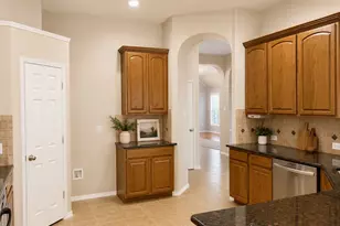 1002 Grover Ct, Cedar Hill, TX 75104 - Photo 9