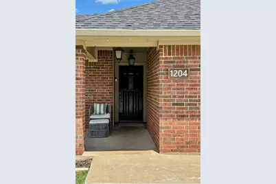 1204 Cooke Street, Nocona, TX 76255 - Photo 3