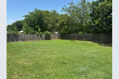 1204 Cooke Street, Nocona, TX 76255 - Photo 25