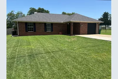 1204 Cooke Street, Nocona, TX 76255 - Photo 1