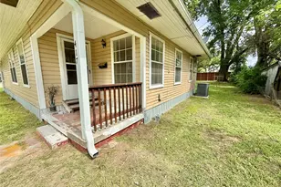 417 Putman St, Sulphur Springs, TX 75482 - Photo 17