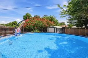 3528 Meadow Oaks Dr, Haltom City, TX 76117 - Photo 31