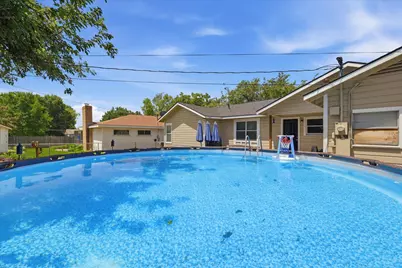 3528 Meadow Oaks Drive, Haltom City, TX 76117 - Photo 35