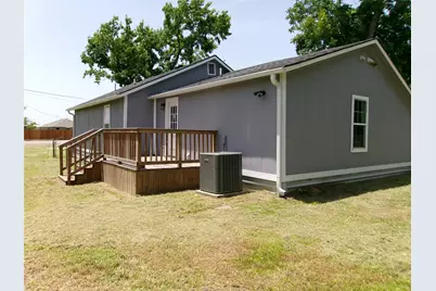 419 W Evans Avenue, Bonham, TX 75418 - Photo 35