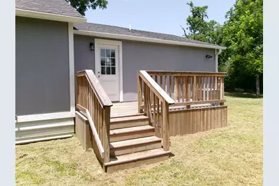 419 W Evans Avenue, Bonham, TX 75418 - Photo 29