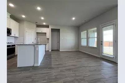 684 Avalon Drive, Waxahachie, TX 75165 - Photo 9