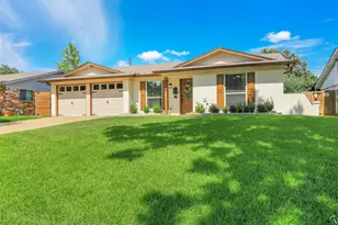 1305 Willowbrook St, Arlington, TX 76011 - Photo 3
