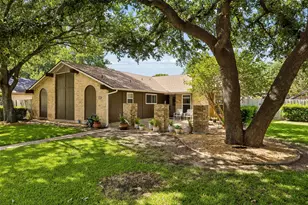 1913 Richland Dr, Richardson, TX 75081 - Photo 1