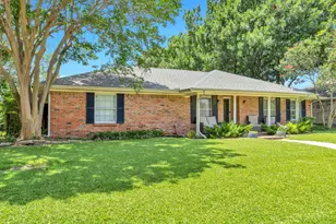 2500 Stonemoss Dr, Plano, TX 75075 - Photo 3