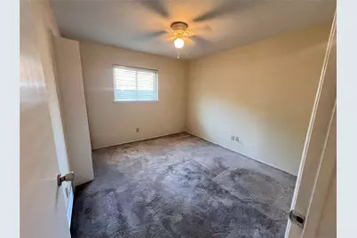 2107 Victoria Road, Carrollton, TX 75007 - Photo 19