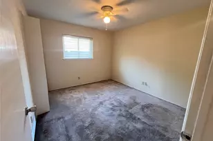 2107 Victoria Rd, Carrollton, TX 75007 - Photo 19