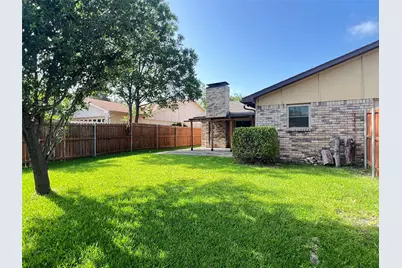 2107 Victoria Road, Carrollton, TX 75007 - Photo 29
