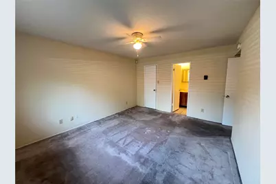 2107 Victoria Road, Carrollton, TX 75007 - Photo 23