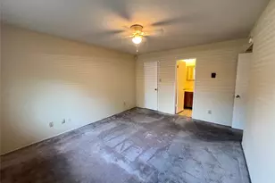 2107 Victoria Rd, Carrollton, TX 75007 - Photo 23