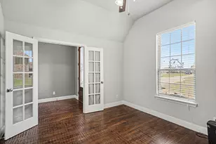 718 Cactus Crk Ct, Godley, TX 76044 - Photo 5