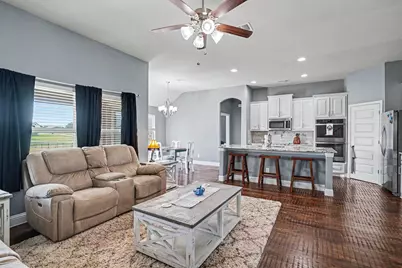 718 Cactus Creek Court, Godley, TX 76044 - Photo 7
