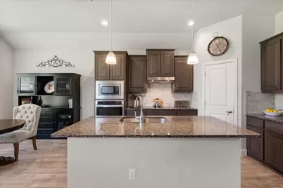 5600 Log Cabin Court, Midlothian, TX 76065 - Photo 13