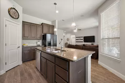 5600 Log Cabin Court, Midlothian, TX 76065 - Photo 15