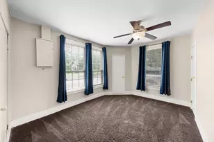 1301 Locust St, Commerce, TX 75428 - Photo 9