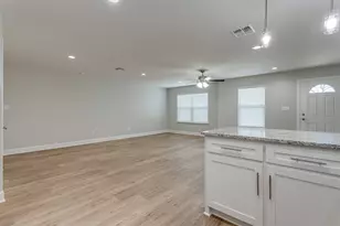 603 Casa Linda Dr, Ennis, TX 75119 - Photo 15