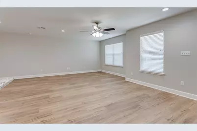 603 Casa Linda Drive #B, Ennis, TX 75119 - Photo 17