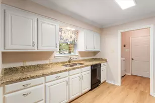 116 Meadowood Rd, Enchanted Oaks, TX 75156 - Photo 11