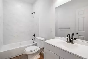 211 W Elm St, Whitewright, TX 75491 - Photo 17
