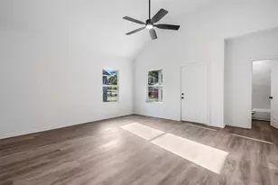 211 W Elm St, Whitewright, TX 75491 - Photo 7