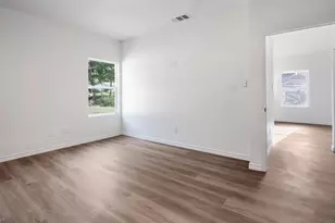 211 W Elm St, Whitewright, TX 75491 - Photo 15