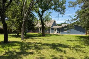 606 Iowa St, Keene, TX 76059 - Photo 9