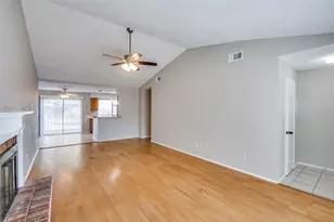 2630 Remmington Dr, Grand Prairie, TX 75052 - Photo 7