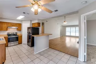 2630 Remmington Dr, Grand Prairie, TX 75052 - Photo 9