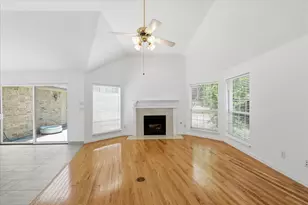 9325 Vista Cir, Irving, TX 75063 - Photo 7