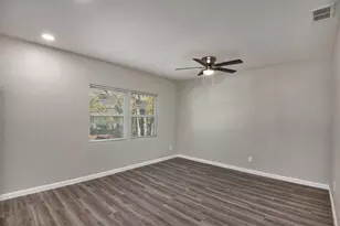 408 Dawson Cir, Grand Prairie, TX 75051 - Photo 7