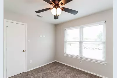 1105 Carrington Court, Irving, TX 75060 - Photo 7
