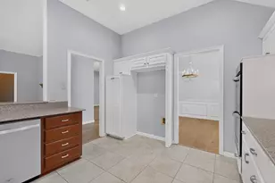 712 Regalwood Dr, DeSoto, TX 75115 - Photo 11