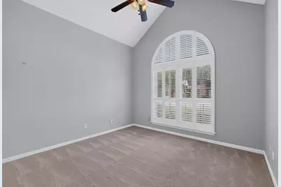 712 Regalwood Drive, DeSoto, TX 75115 - Photo 17