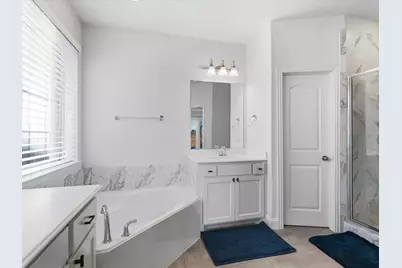 817 Winehart Street, Lewisville, TX 75056 - Photo 15