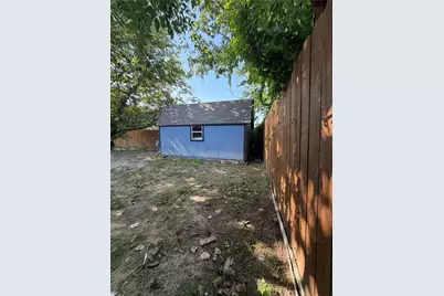 2406 W Broadview Street, Greenville, TX 75402 - Photo 33