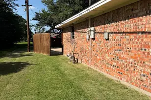 2406 W Broadview St, Greenville, TX 75402 - Photo 39