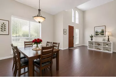 2405 Grimsby Court, Plano, TX 75025 - Photo 9