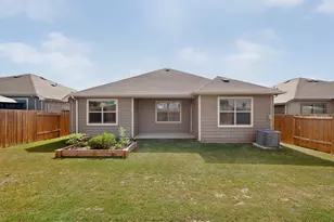 504 Cross Ridge Cir N, Fort Worth, TX 76120 - Photo 25