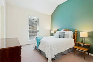 9502 Valley Lake Ln, Irving, TX 75063 - Photo 21