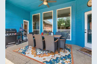 9502 Valley Lake Lane, Irving, TX 75063 - Photo 23