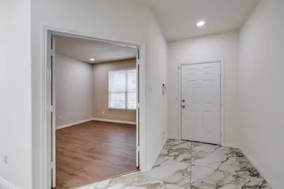 915 Penny Royal Court, Arlington, TX 76002 - Photo 3