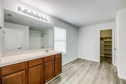 915 Penny Royal Court, Arlington, TX 76002 - Photo 13