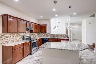 915 Penny Royal Ct, Arlington, TX 76002 - Photo 9