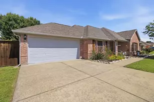 2912 Thousand Oaks Dr, Anna, TX 75409 - Photo 3