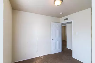 617 Via Del Sur, Mesquite, TX 75150 - Photo 7