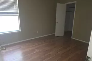 1717 Creekbend Dr, Lewisville, TX 75067 - Photo 3